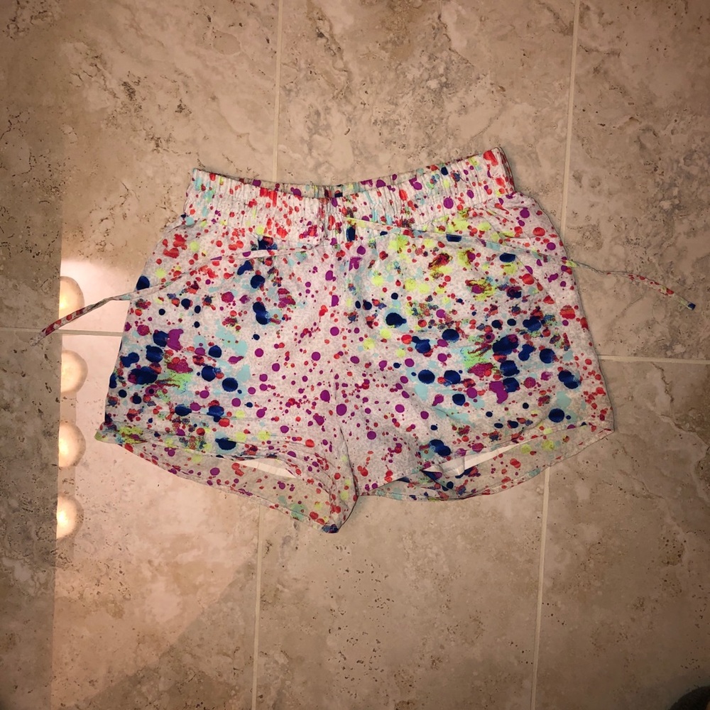 L’amour splatter-paint shorts